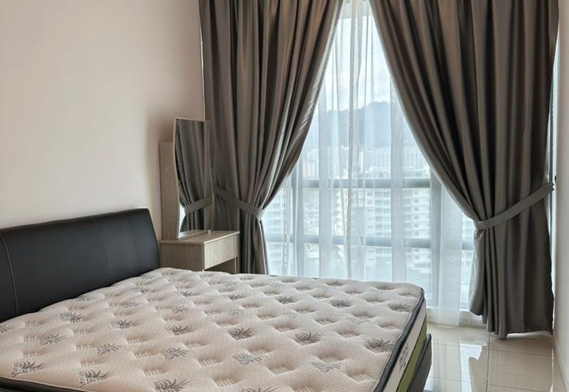 Queens Residences @ Queens Waterfront