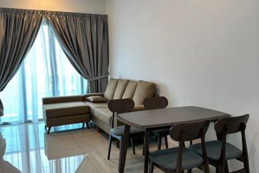 Queens Residences @ Queens Waterfront