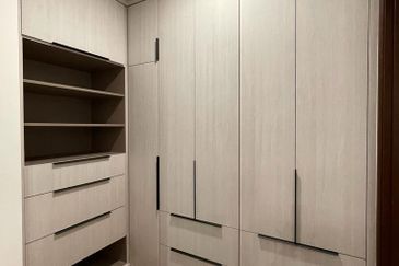 Queens Residences @ Queens Waterfront