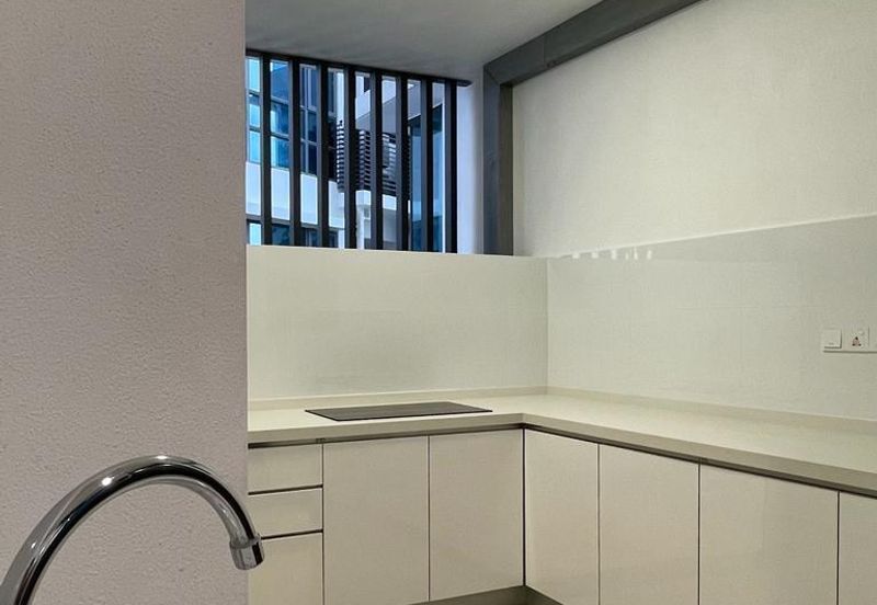 Queens Residences @ Queens Waterfront