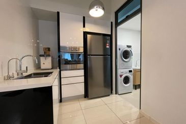 Queens Residences @ Queens Waterfront