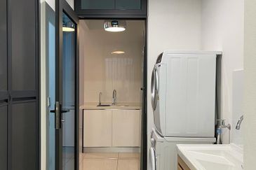 Queens Residences @ Queens Waterfront