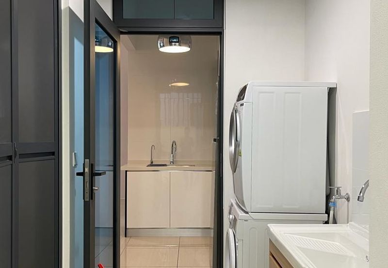 Queens Residences @ Queens Waterfront