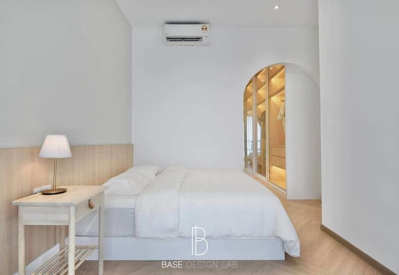 Queens Residences @ Queens Waterfront