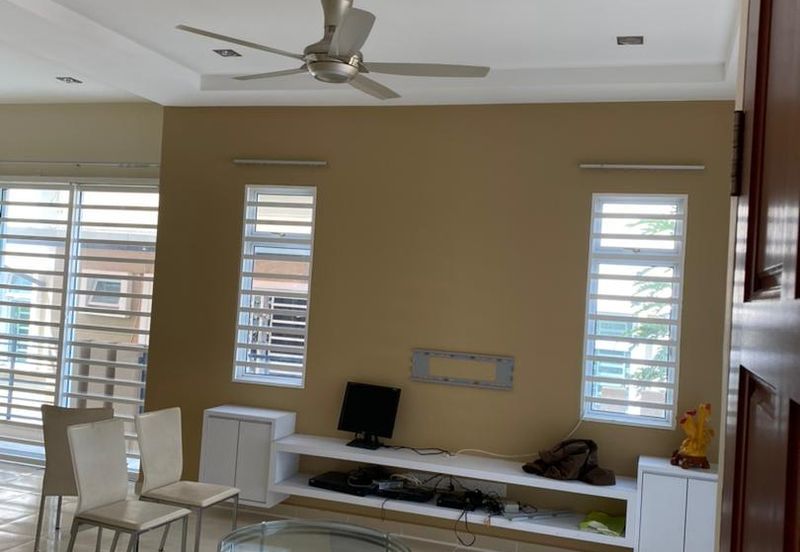 Taman Lagenda Emerald, Teluk Kumbar