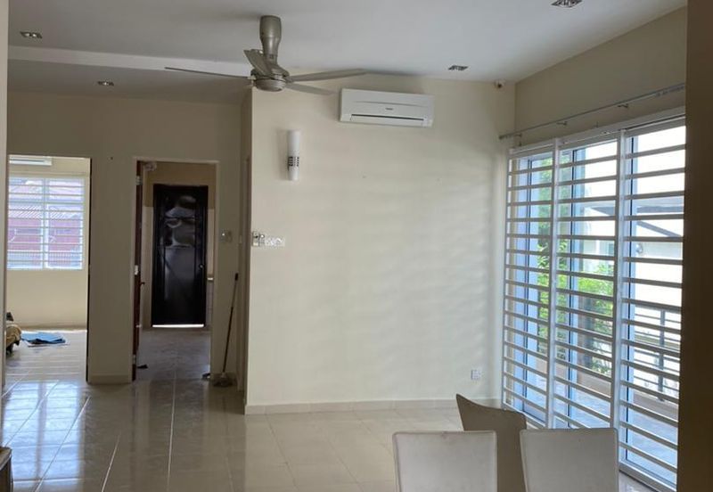 Taman Lagenda Emerald, Teluk Kumbar