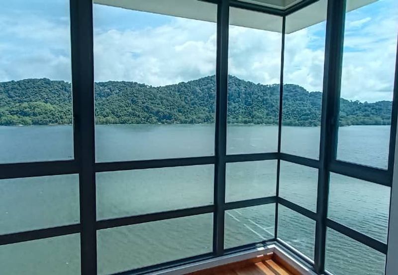 Queens Residences @ Queens Waterfront