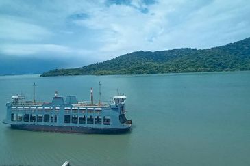 Queens Residences @ Queens Waterfront