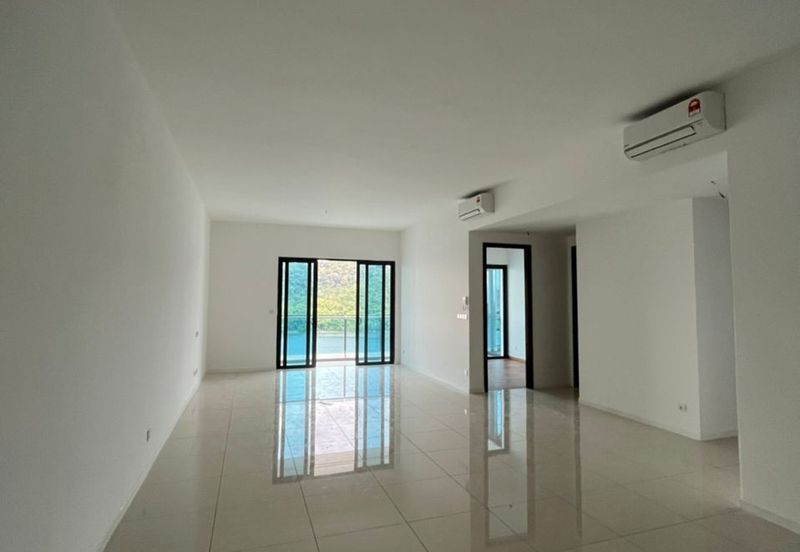 Queens Residences @ Queens Waterfront