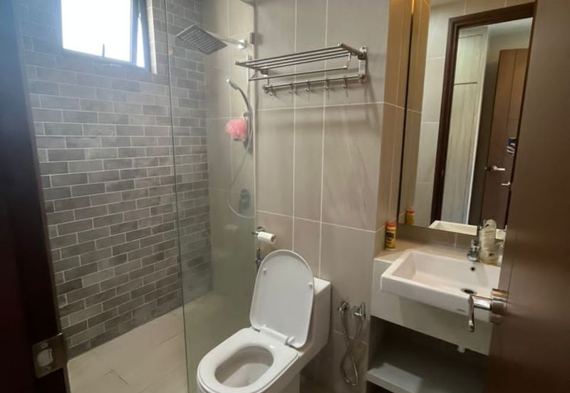 Queens Residences @ Queens Waterfront