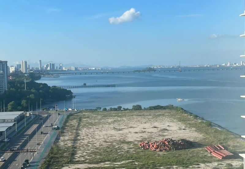 Queens Residences @ Queens Waterfront