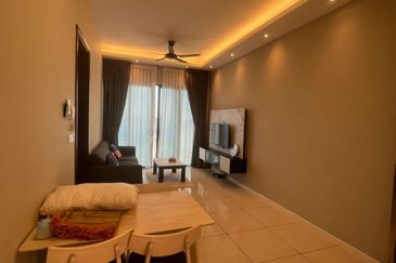 Queens Residences @ Queens Waterfront