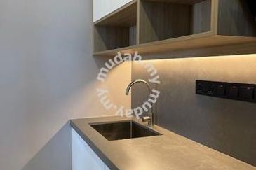 Queens Residences @ Queens Waterfront