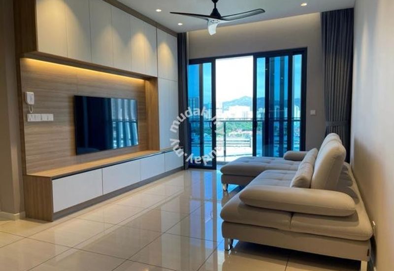 Queens Residences @ Queens Waterfront