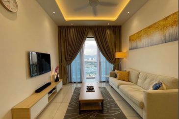 Queens Residences @ Queens Waterfront