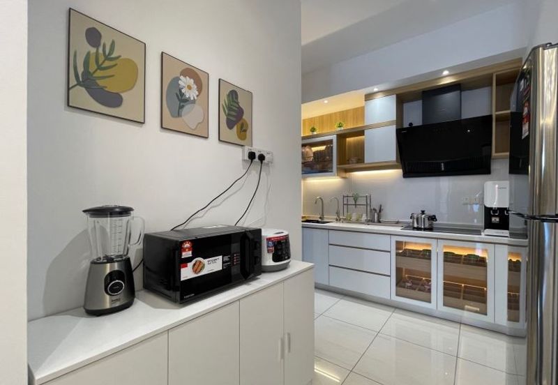 Queens Residences @ Queens Waterfront