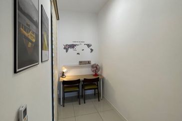 Queens Residences @ Queens Waterfront