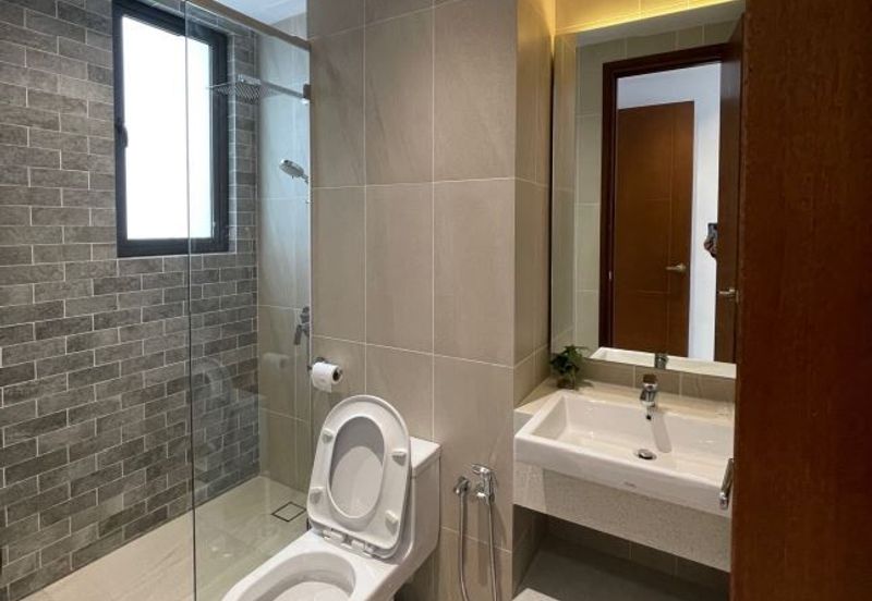 Queens Residences @ Queens Waterfront