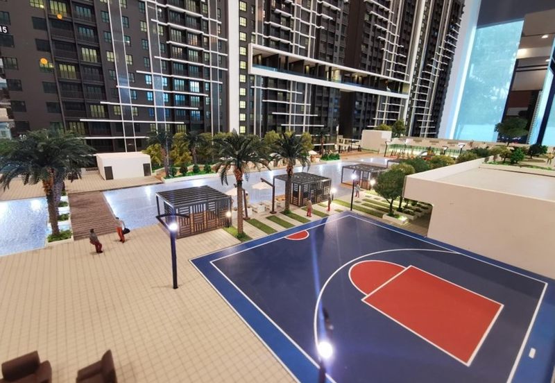 D'Starlingtton Teluk Kumbar