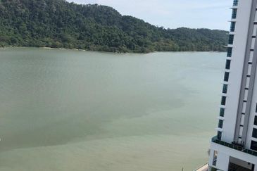 Queens Residences @ Queens Waterfront