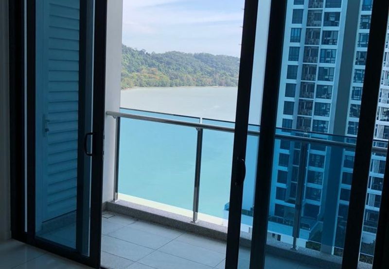 Queens Residences @ Queens Waterfront