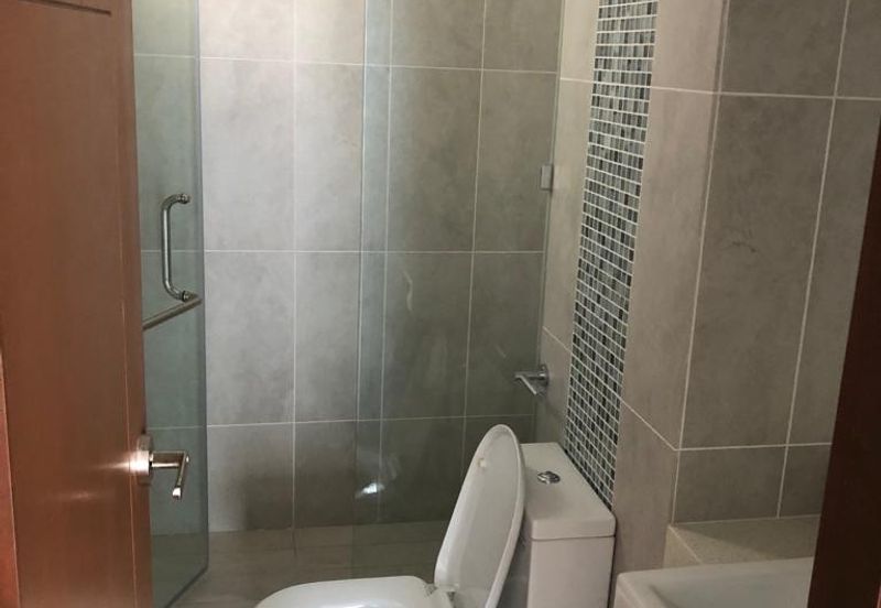 Queens Residences @ Queens Waterfront