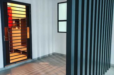 Queens Residences @ Queens Waterfront