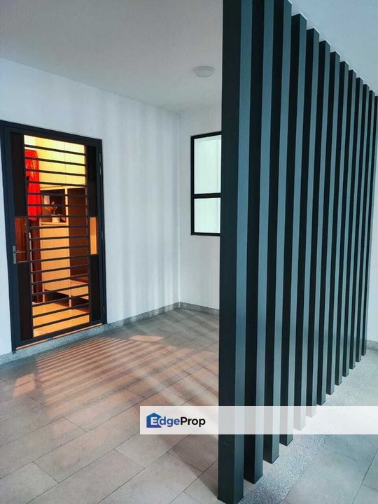 Queens Residence Rare Seaview 950sqft Fully Furnished, Penang, Sungai Nibong