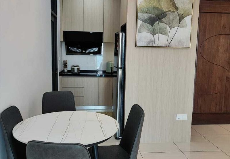 Queens Residences @ Queens Waterfront