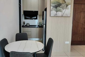 Queens Residences @ Queens Waterfront