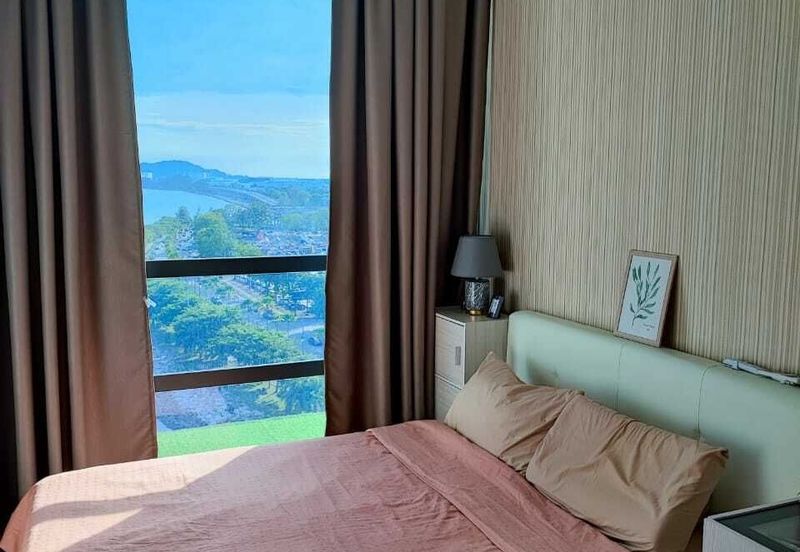 Queens Residences @ Queens Waterfront