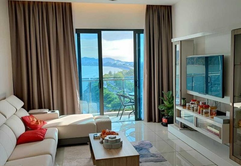 Queens Residences @ Queens Waterfront