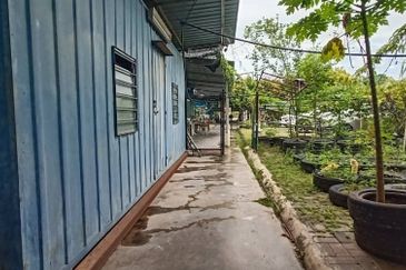 Bukit Tambun Commercial Land Rm130 persqft 2.3 acres