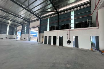 Batu Kawan Corner Detached Factory For rent