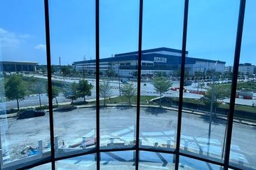 Batu Kawan Corner Detached Factory For rent