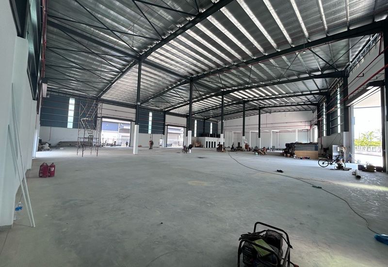 Batu Kawan Corner Detached Factory For rent