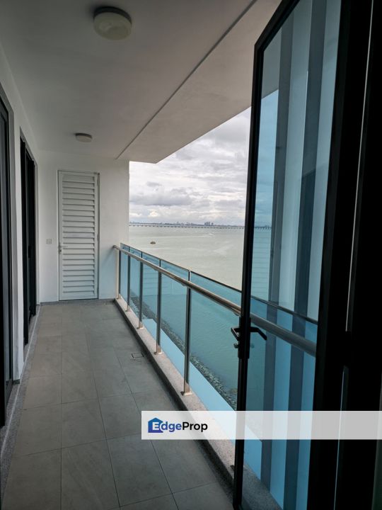 Queens Residence Q1 Super Seaview 1400sqft Bare unit Rm1.88million, Penang, Bayan Lepas