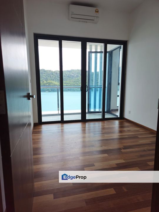 Queens Residence Q1 Super Seaview 1400sqft Bare unit Rm1.88million, Penang, Bayan Lepas