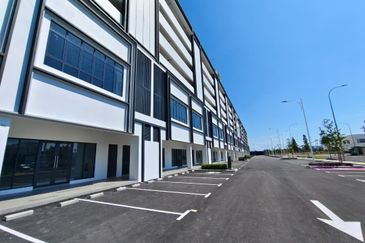 Ceria Square Eco Horizon Shop lot Strategic Location for rent