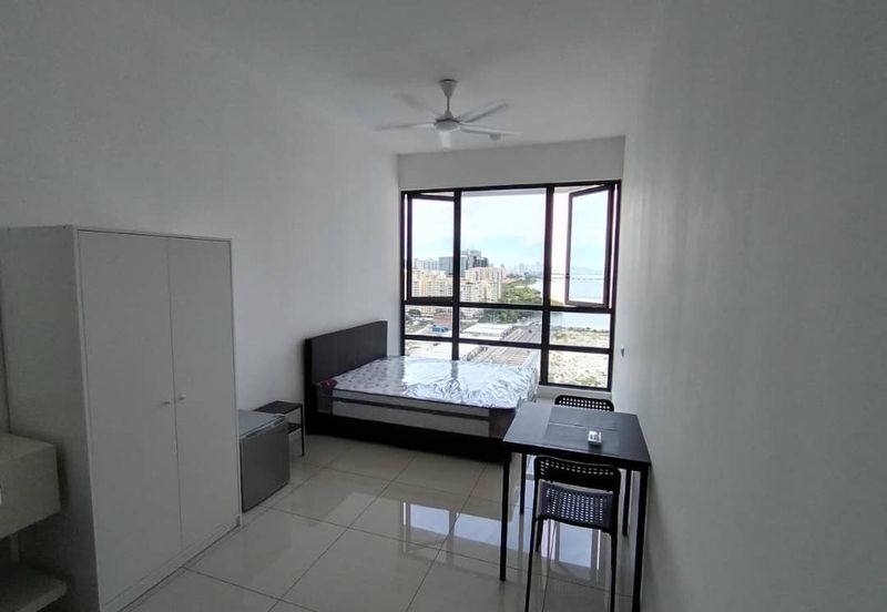 Queens Residences @ Queens Waterfront