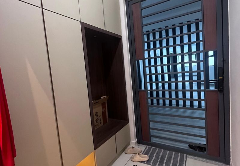 Queens Residences @ Queens Waterfront