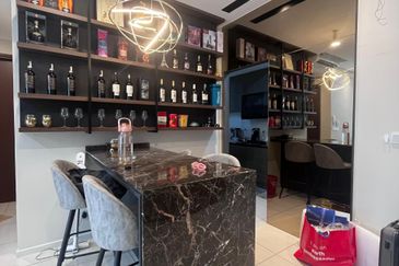 Queens Residences @ Queens Waterfront