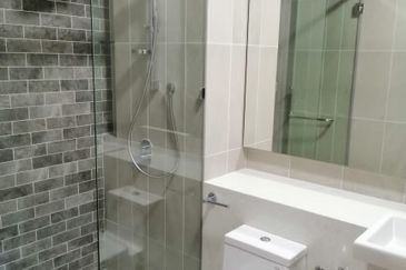 Queens Residences @ Queens Waterfront