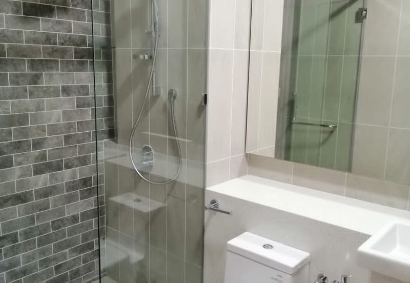 Queens Residences @ Queens Waterfront