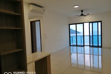 Queens Residences @ Queens Waterfront