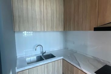 Queens Residences @ Queens Waterfront