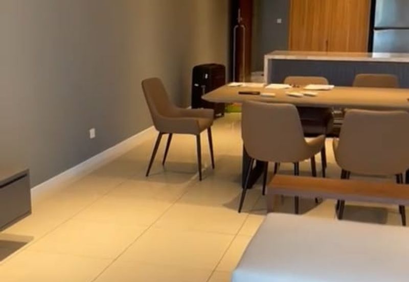 Queens Residences @ Queens Waterfront