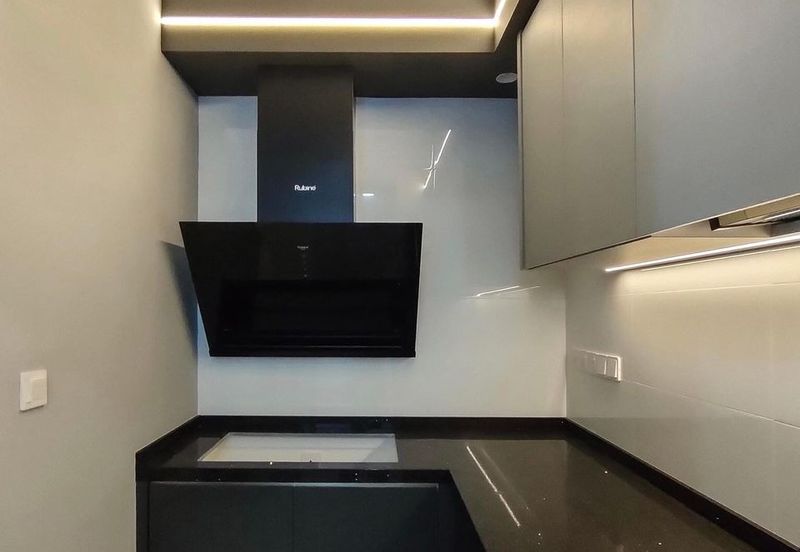 Queens Residences @ Queens Waterfront