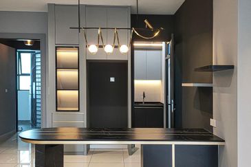 Queens Residences @ Queens Waterfront