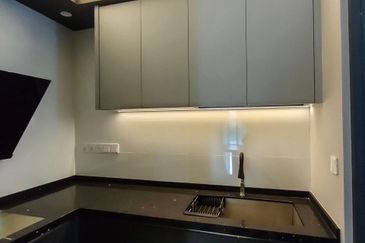 Queens Residences @ Queens Waterfront